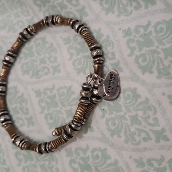 Gold & Silver Unisex Vintage Bracelet - Picture 2 of 4